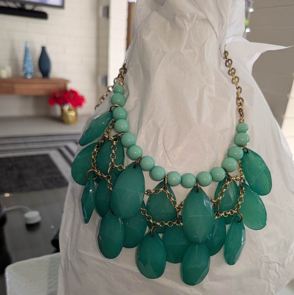 Beaded Necklace turquoise with gold trim